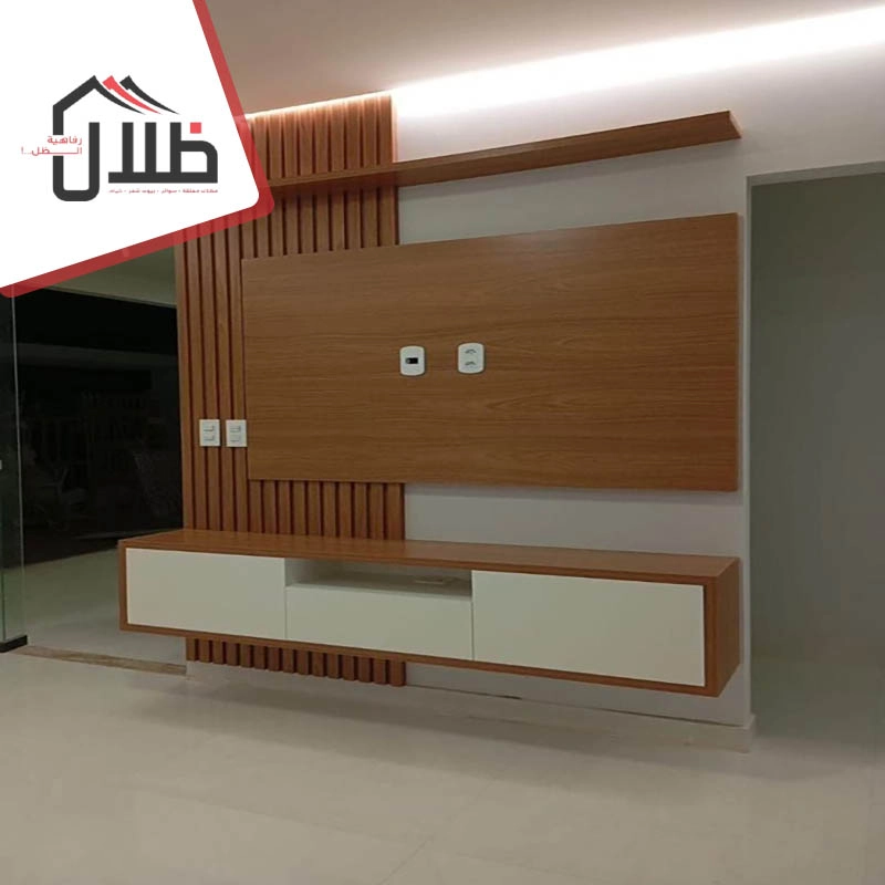 ديكورات شاشات خشبية بسيطة